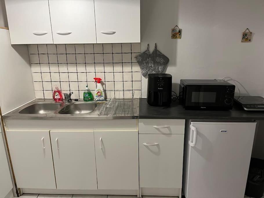 Joli Appartement Centre Nevers Buitenkant foto