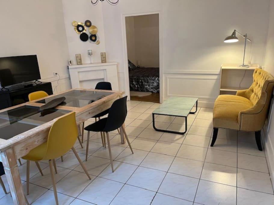 Joli Appartement Centre Nevers Buitenkant foto